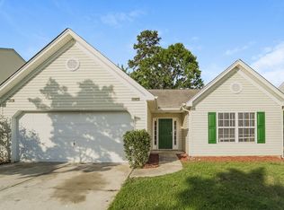 7033 Indian Ridge Ln, Charlotte, NC 28214