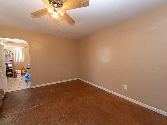 2nd image of 2931 W Dunlap Ave