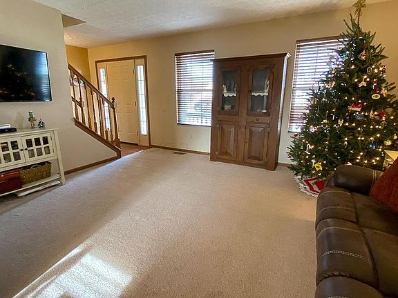 5th image of 6211 Freewood Dr