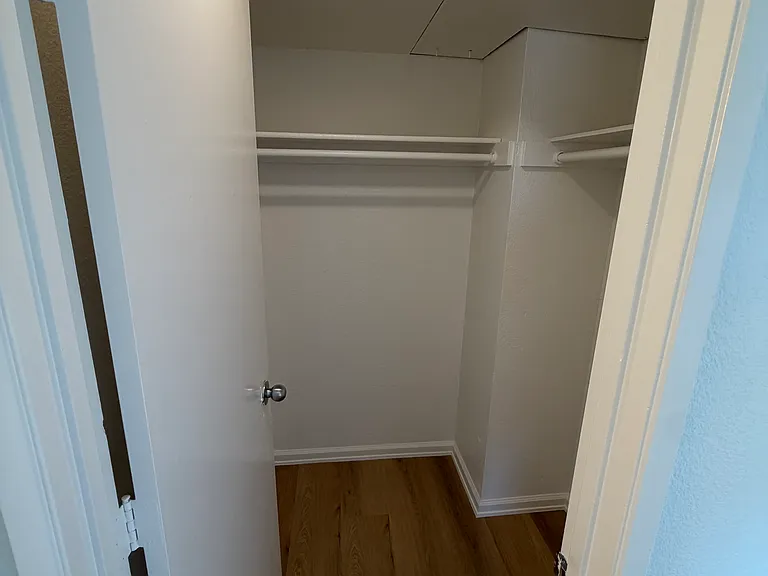 1845 Robin Ln #0 — Photo 12