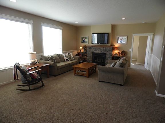 3rd image of 1047 S Harley Ln