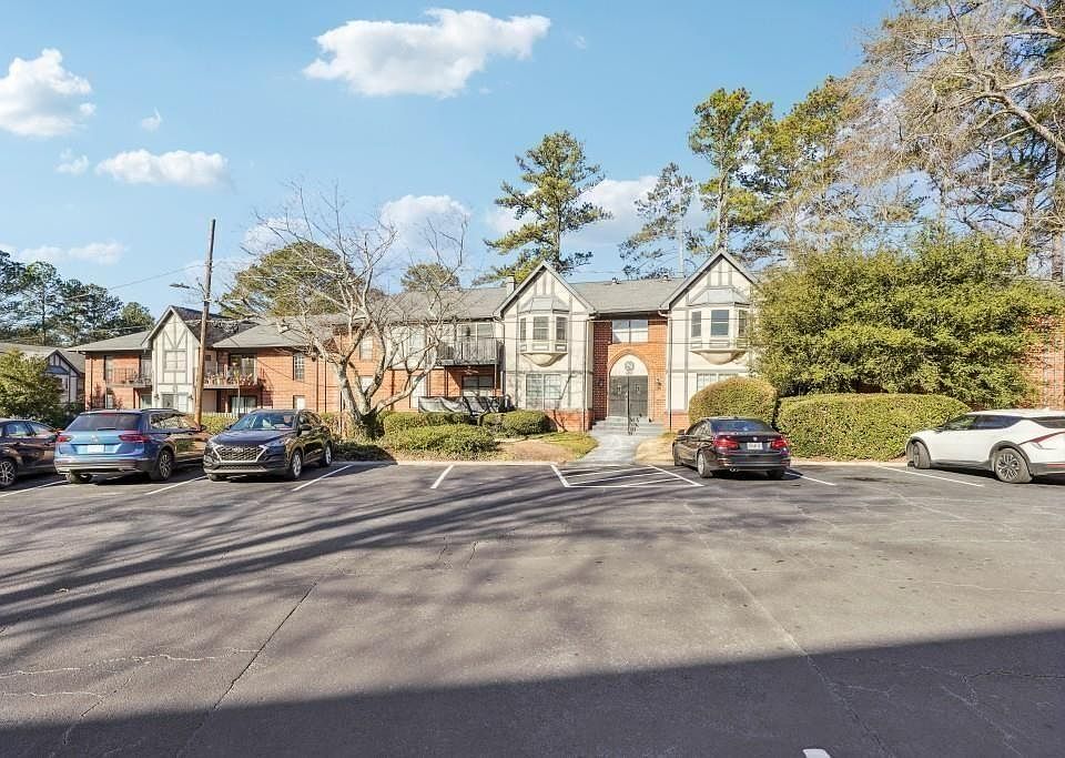 1st image of 6851 Roswell Rd APT N20