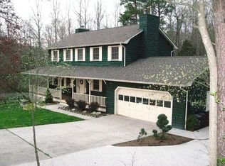 105 Bridgewater Ln, Oak Ridge, TN 37830