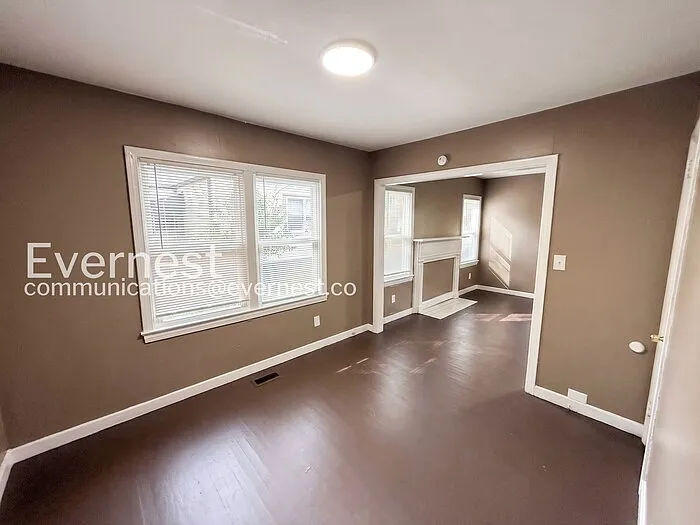 1412 Woodward Rd — Photo 5