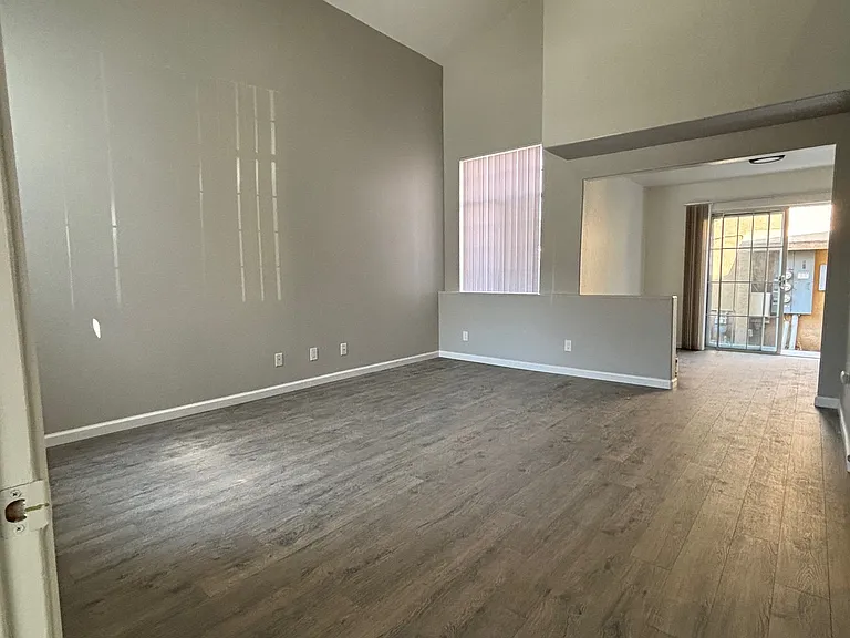 31759 Avenue E #102 — Photo 2