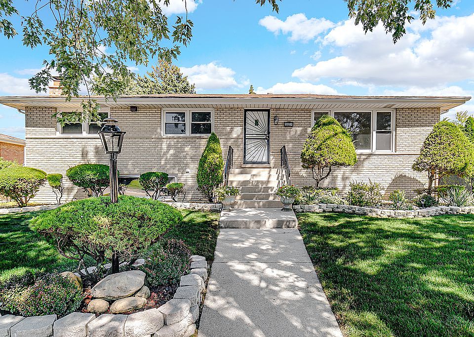 1st image of 10555 S Tod Dr