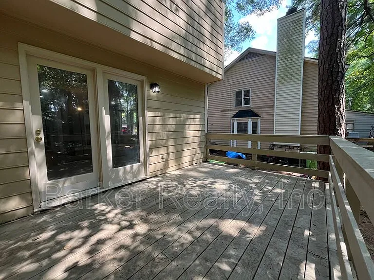 714 Carolina Ave — Photo 7