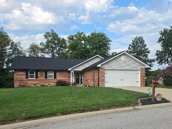 22 Three Wood Dr, Belleville, IL 62220