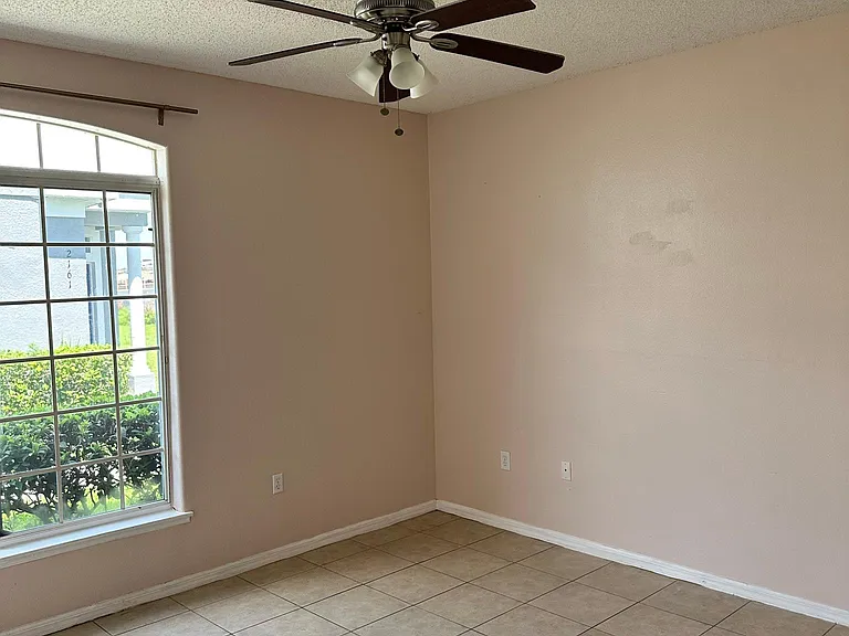 2165 Island Walk Dr — Photo 8