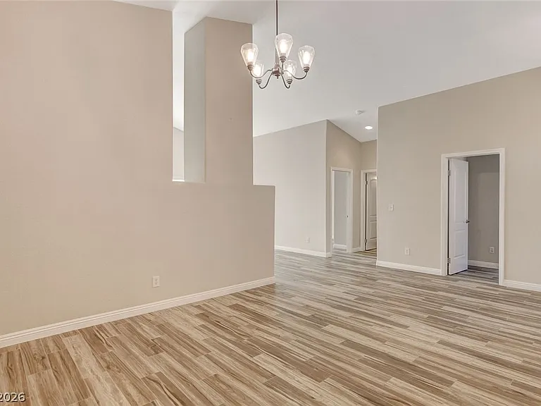 1331 Frost Flower Dr — Photo 5