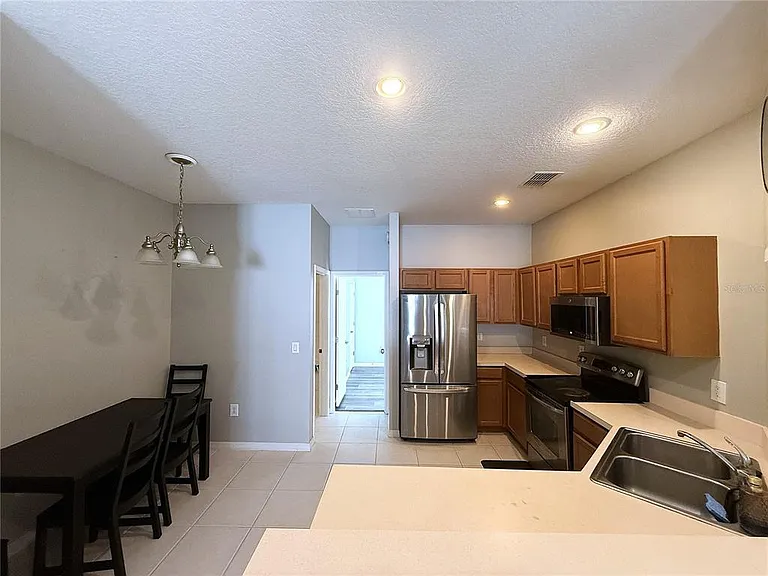 31203 Flannery Ct — Photo 4