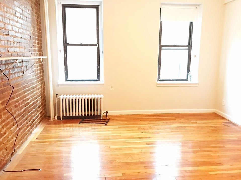 1st image of 3015 33rd St APT 1C