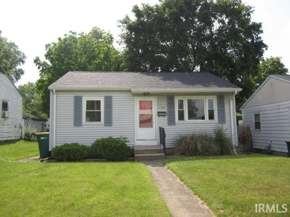 1009 Geyer Ave, Mishawaka, IN 46544