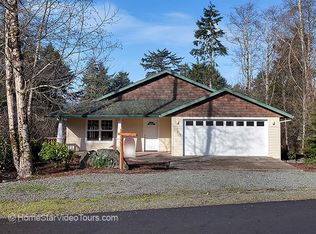 425 Cedar Creek Cir, Rockaway Beach, OR 97136