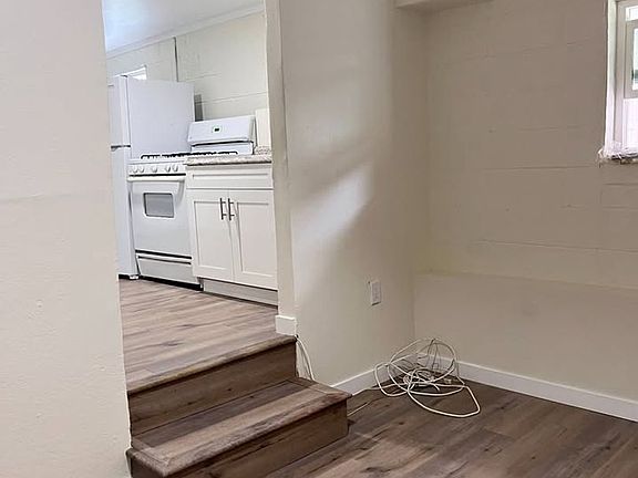 3rd image of 2774-2780.5 Vista Way