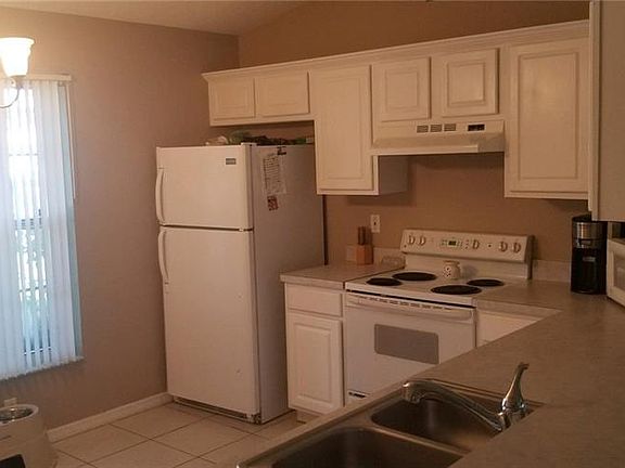 5th image of 1118 Arbor Hill Cir