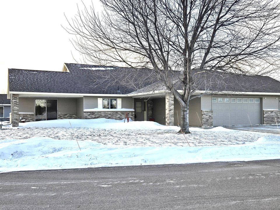 1st image of 1907 Upper Trentwood Cir NE