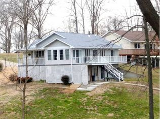 13061 N Egypt Shores Dr, Creal Springs, IL 62922