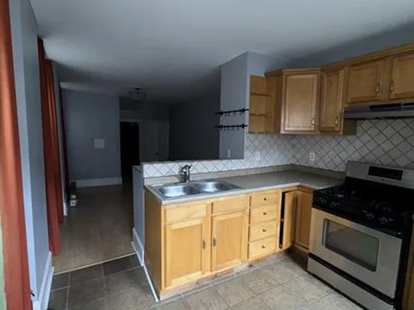 837 N 5th St Floor 1, Philadelphia, PA 19123