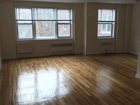 3rd image of 699 W 239th St APT 5N