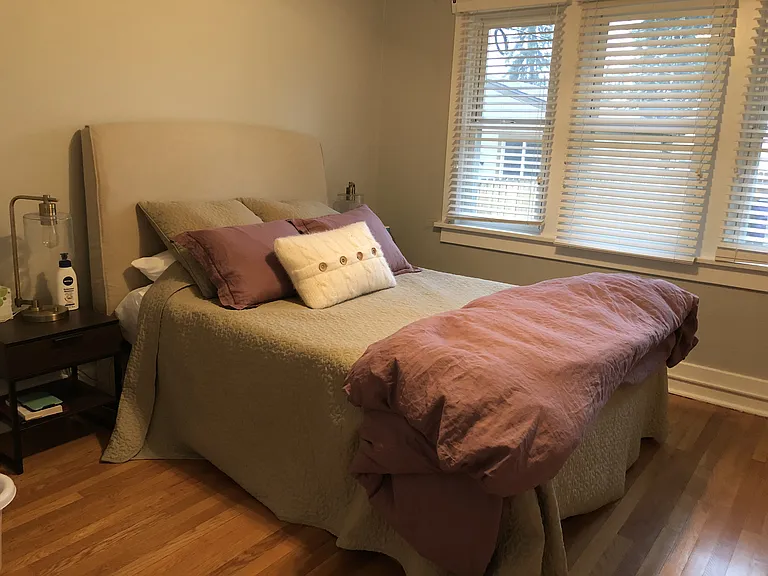 Picture from when furnished (furniture not included in rental)