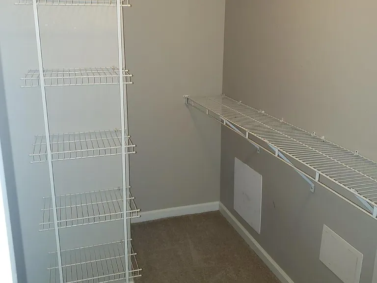 120 Breezewood Dr — Photo 14
