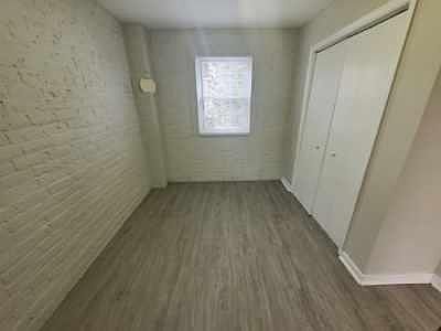 1st image of 733 S Sycamore St #2