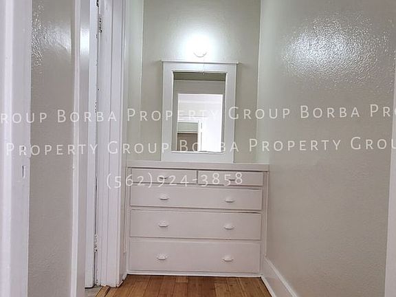 4th image of 306 1/2 N Broadway APT 8