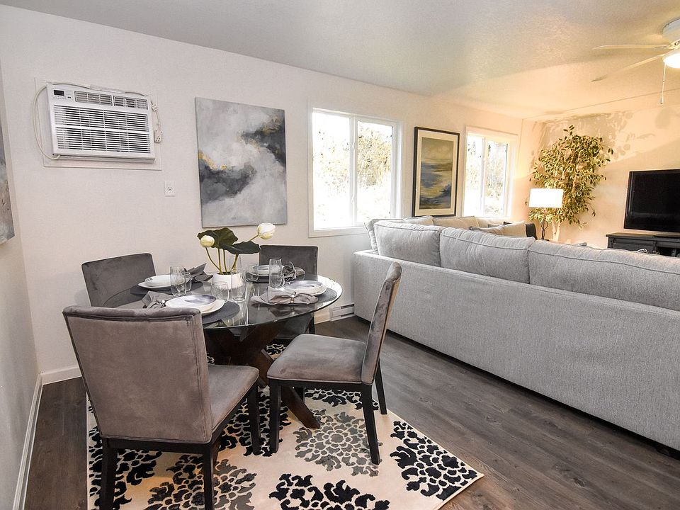 3 bedroom single story townhome for rent. 1010 Washington St Marshalltown IA Zillow