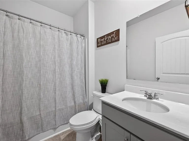 7566 Jennadee Dr — Photo 11