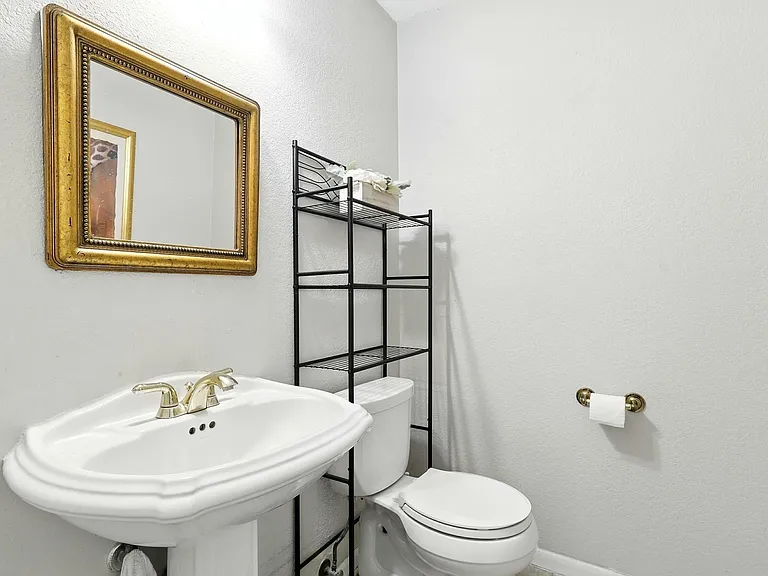 1532 Prairie Grove Dr — Photo 19