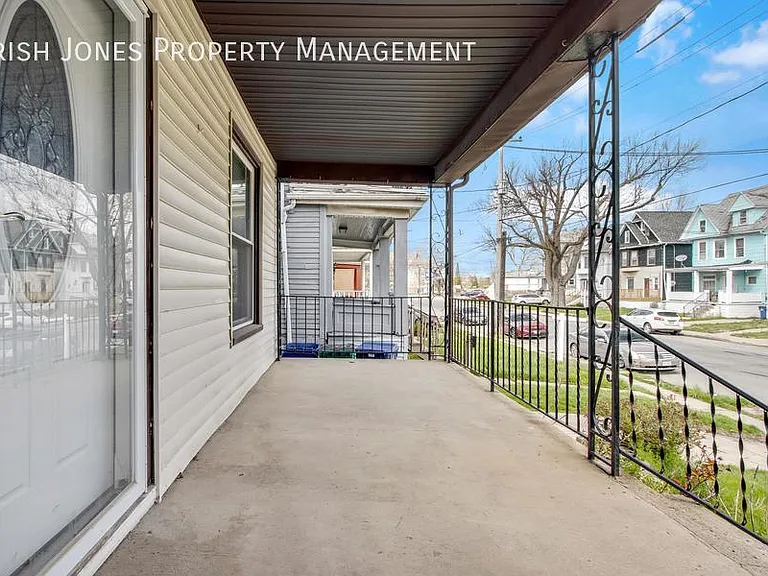 700 Hopkins St #2 — Photo 3