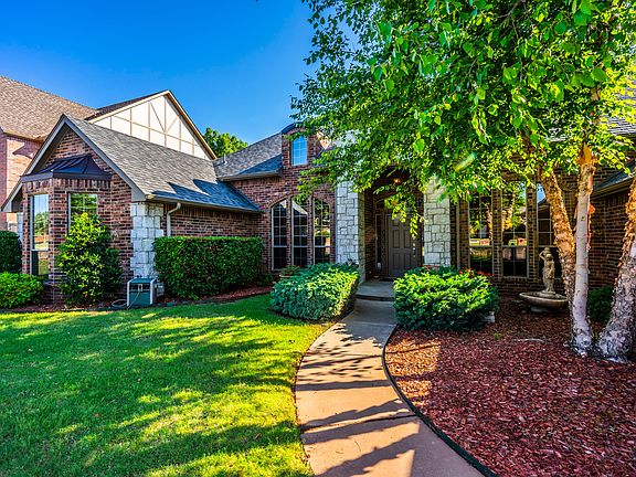 4th image of 15213 Worthington Ln