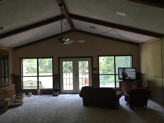 4th image of 126 Quail Hill Dr