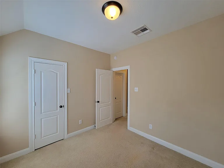 50 W Montfair Blvd — Photo 25