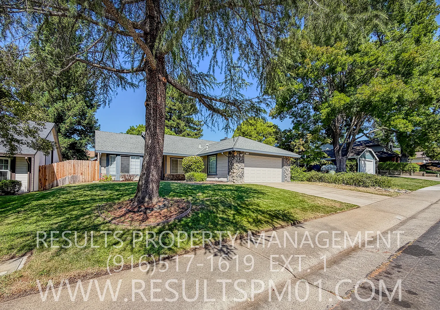 Great location 3 Bedroom Home in Folsom. — Photo 2