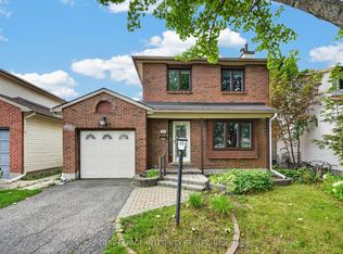 1883 Des Prairies Ave, Ottawa, ON K1E2R5