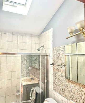 5th image of 317 12th St