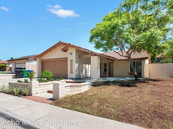 2nd image of 4777 La Cuenta Dr