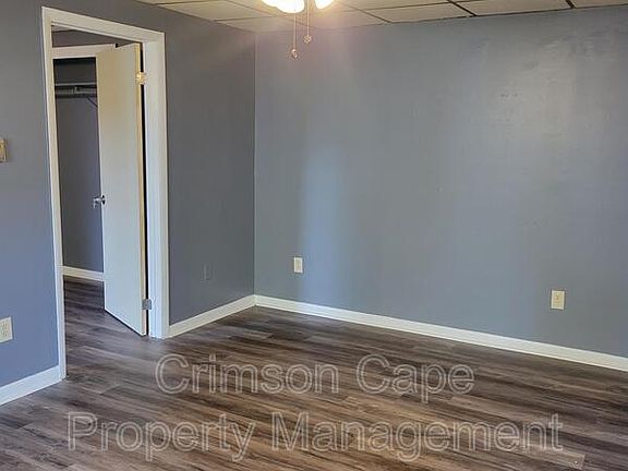 4th image of 364 Lyndwood Ave APT 1