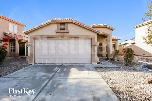 902 S Ithica St Photo 1