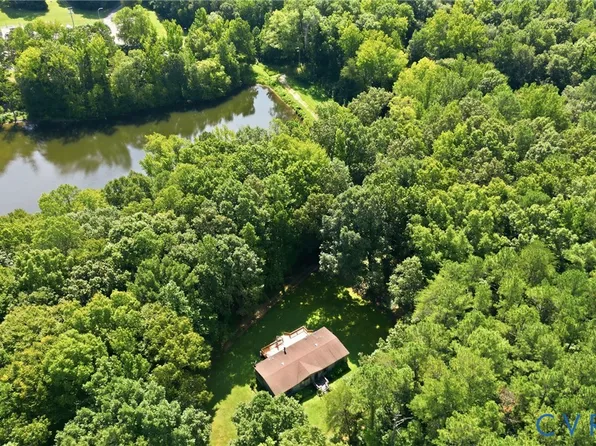 14720 Spring Creek Rd, Dinwiddie, VA 23841