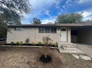 907 Possum Trot St #B, Austin, TX 78703