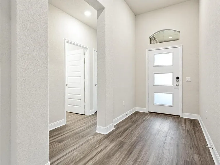 17717 Gilberto Dr — Photo 3