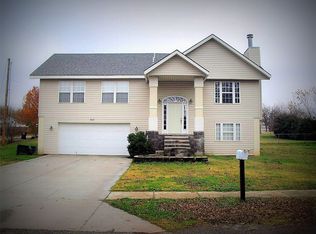 523 N 2nd St, Tecumseh, OK 74873