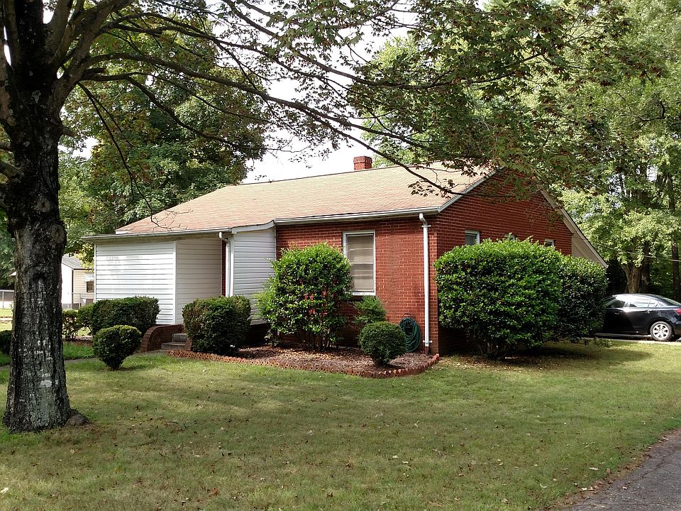 1st image of 544 Woodlawn Dr