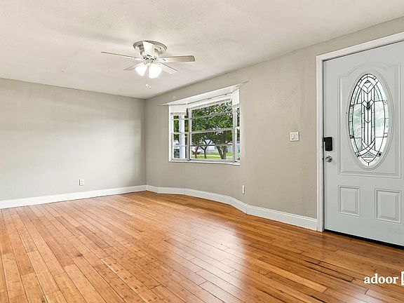 5th image of 4802 Salem Dr