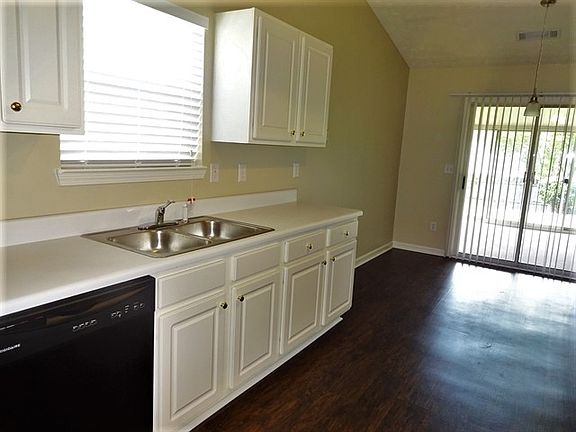 5th image of 745 Meadow Walk Ave