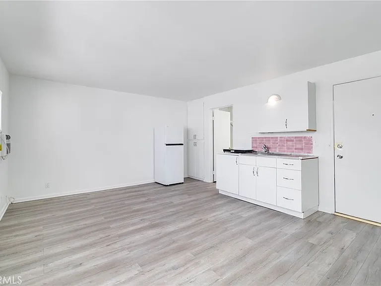 3632 Dunn Dr #6 — Photo 4