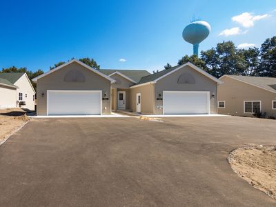 1941 Pine Ridge Dr, Manistee, MI, 49660